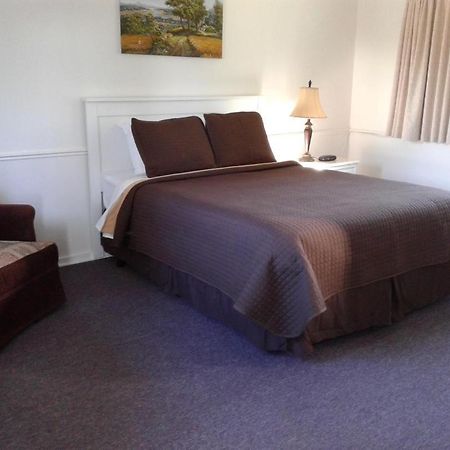 Orchard Queen Motel & Rv Park Middleton Bagian luar foto