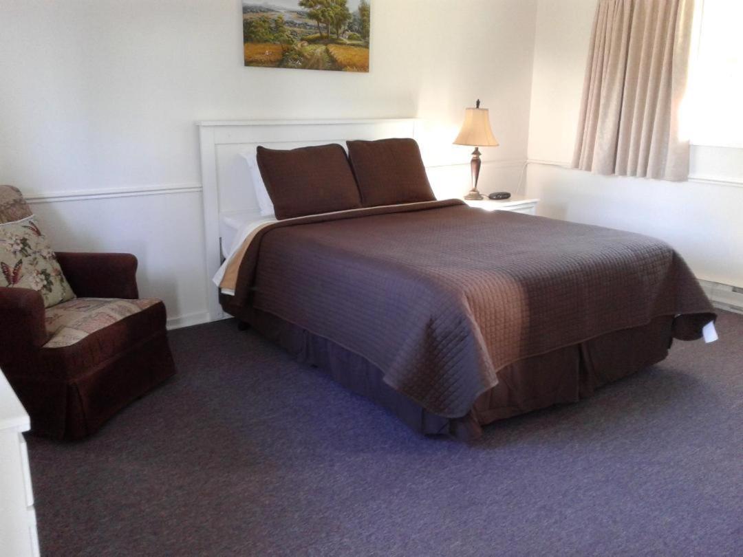 Orchard Queen Motel & Rv Park Middleton Bagian luar foto